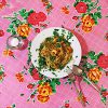 Spaghetti Mauritius-Style mit Tomatencurrysauce und Shrimps