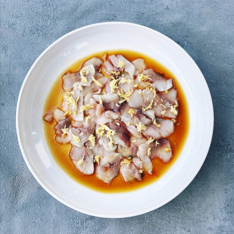 Matjes mit frischer Joghurt-Gurken-Salsa - Zuckerkringel